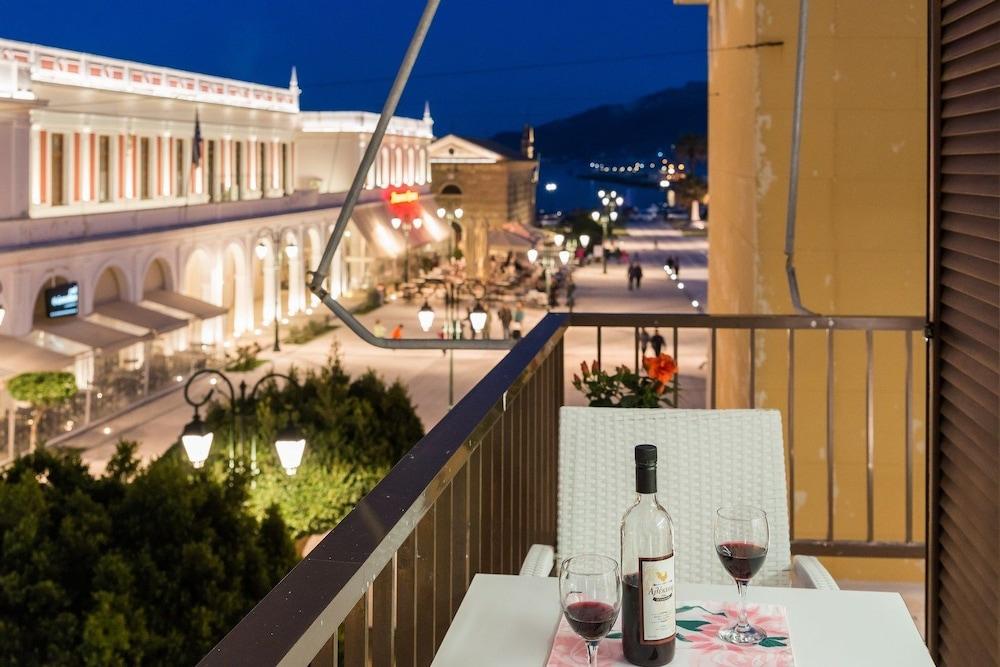 Alektor Studios & Apartments Zakynthos Town Exterior photo